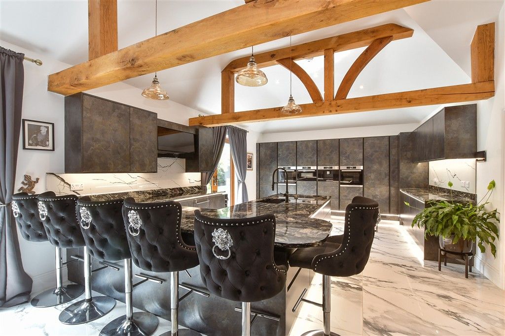 Property photo 2 of 25 Kitchen/Diner