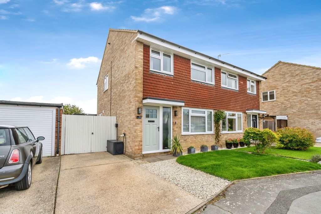 Property photo 1 of 16