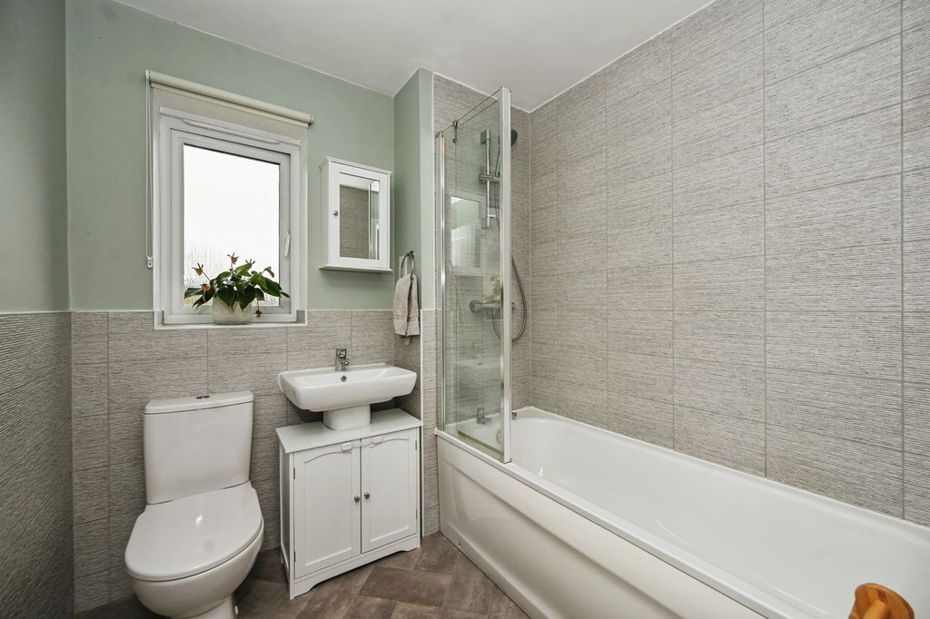 Property photo 3 of 19 Pbox-Img.Jpg