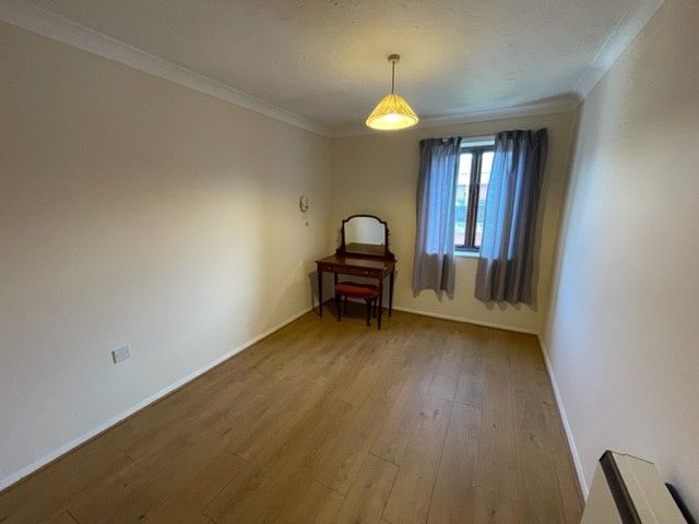 Property photo 3 of 5