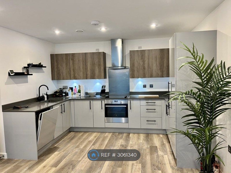 Property photo 2 of 8 Open Plan Kitchen