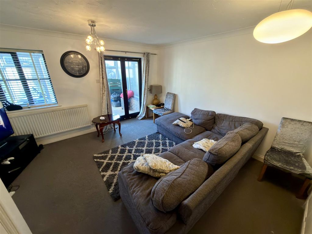 Property photo 3 of 9 Img_1603.Jpeg