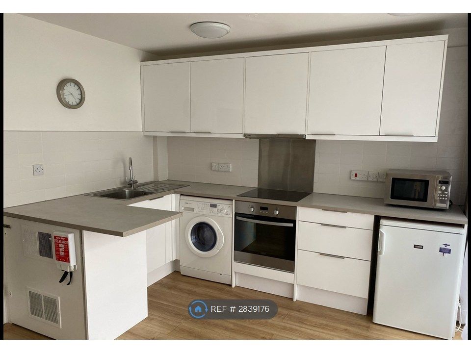 Property photo 2 of 3