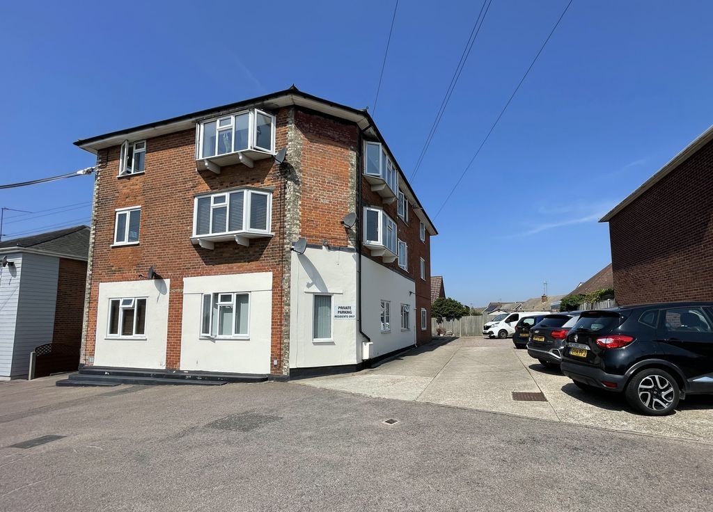 Property photo 1 of 16 Lower Park Road