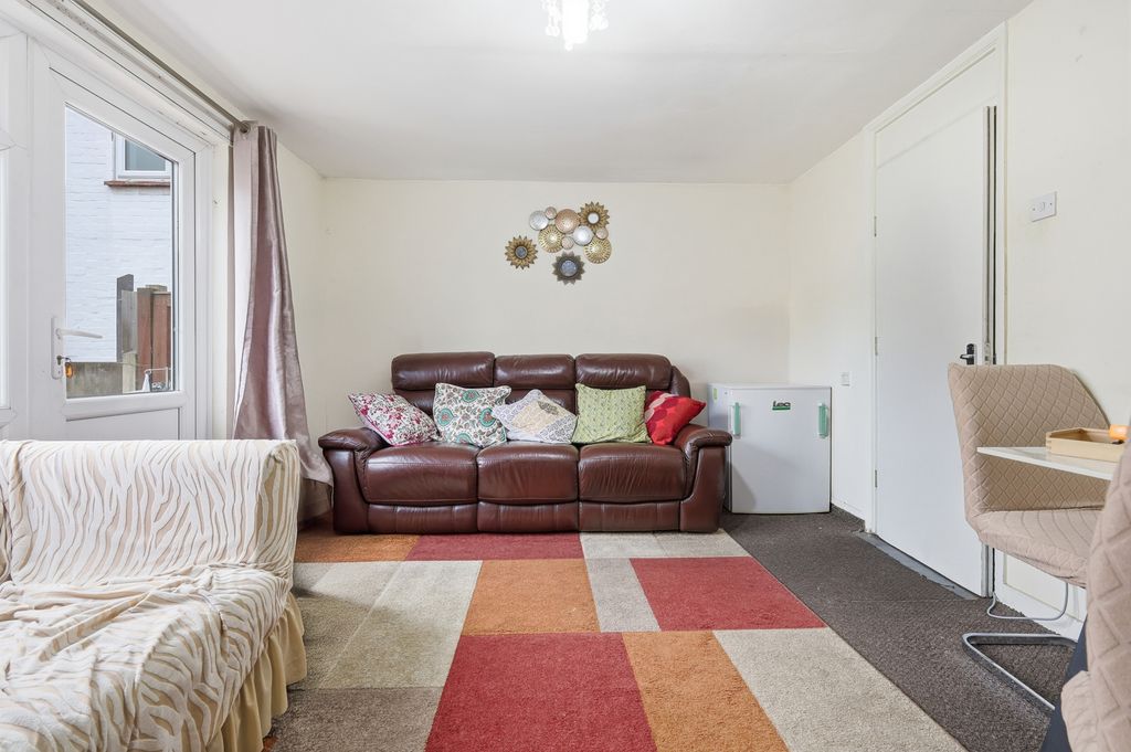 Property photo 3 of 14 Photo 3