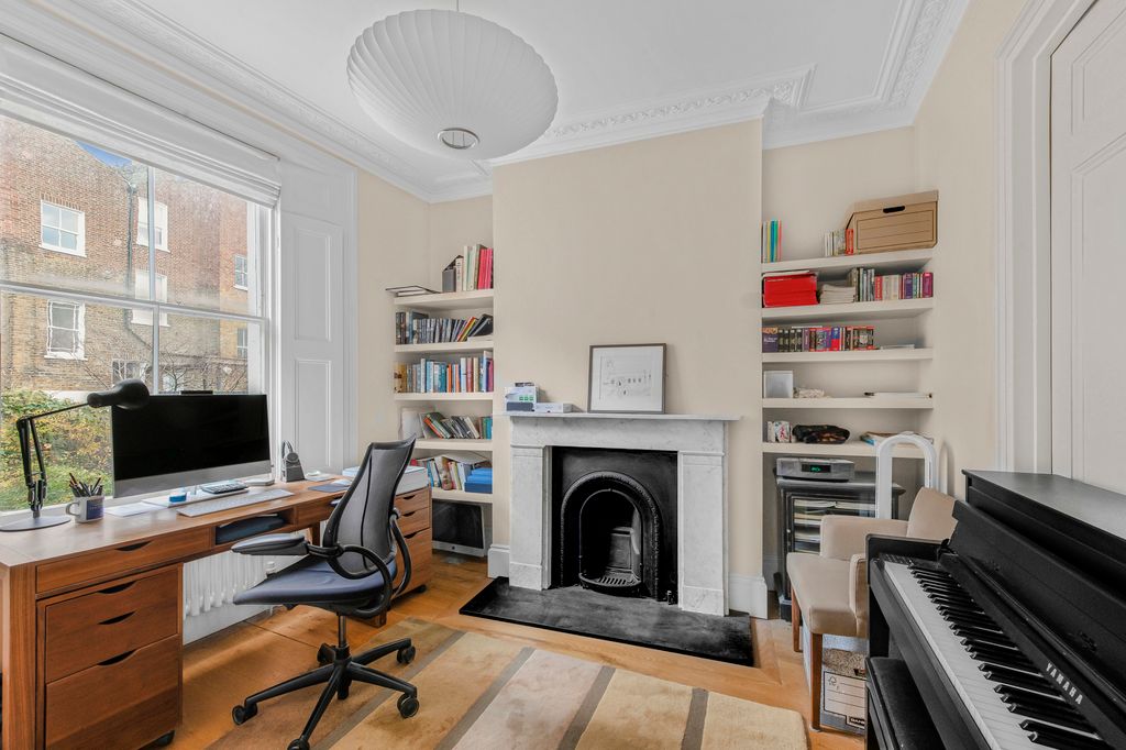 Property photo 3 of 11 Picture No. 11