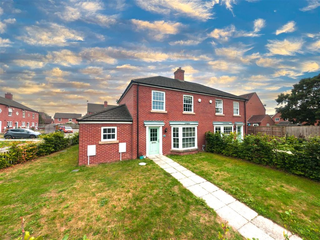 Property photo 1 of 18 Housefront2.Jpg