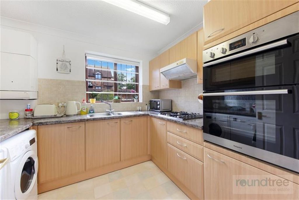 Property photo 1 of 15 (Main)