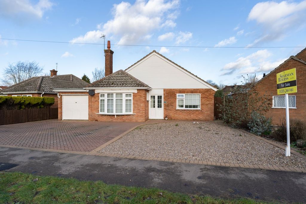 Property photo 1 of 20