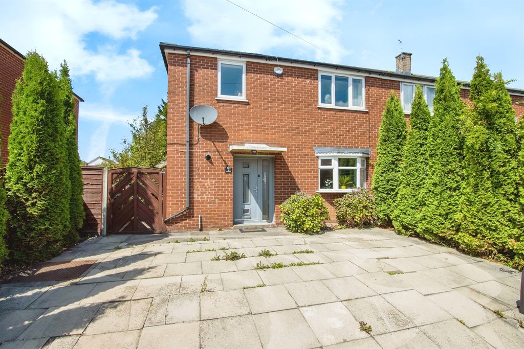 Property photo 2 of 15