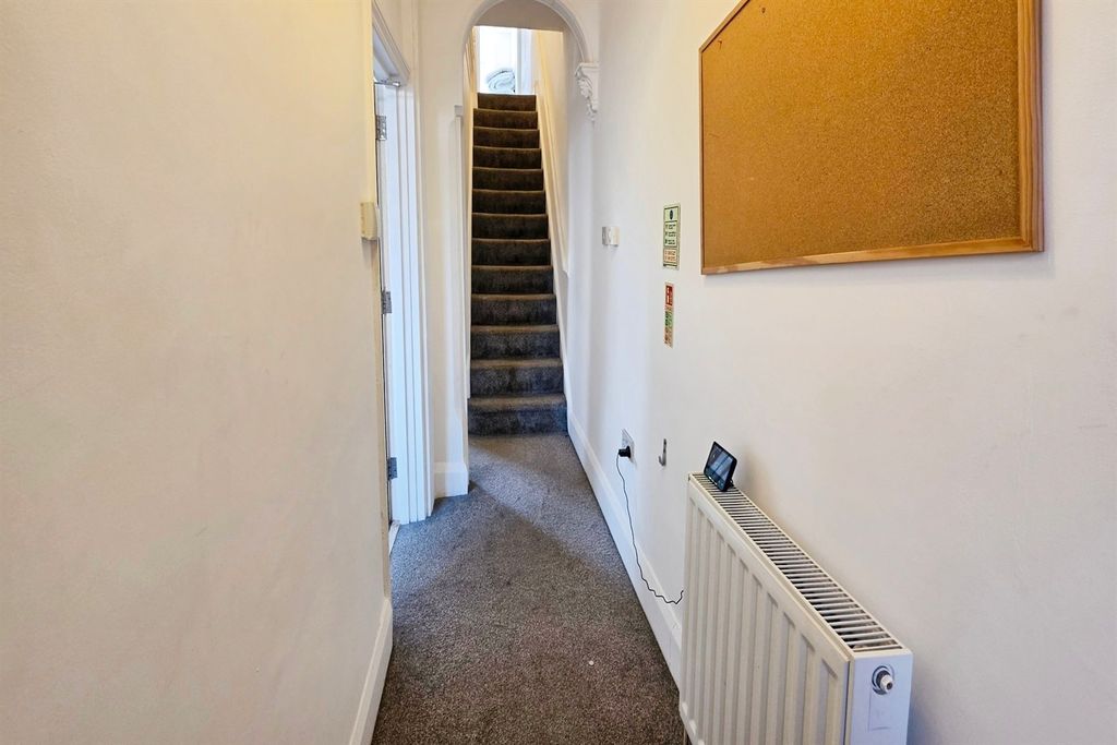 Property photo 2 of 13 Hall