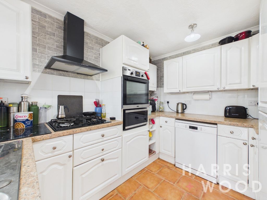 Property photo 2 of 23 5067512