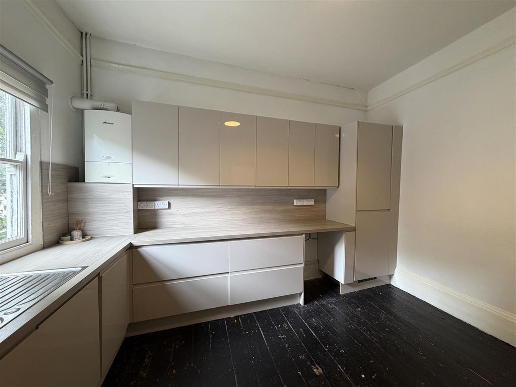 Property photo 3 of 15 Img_1045.Jpg