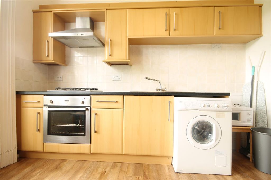 Property photo 2 of 6 5.Jpg