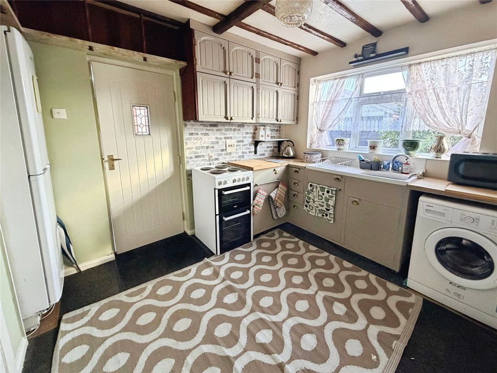 Property photo 2 of 15 Kitchen