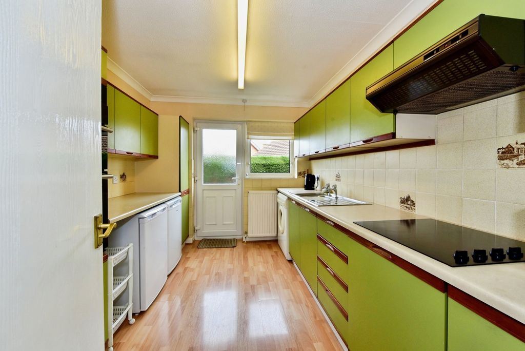 Property photo 2 of 20 Pbox-Img.Jpg