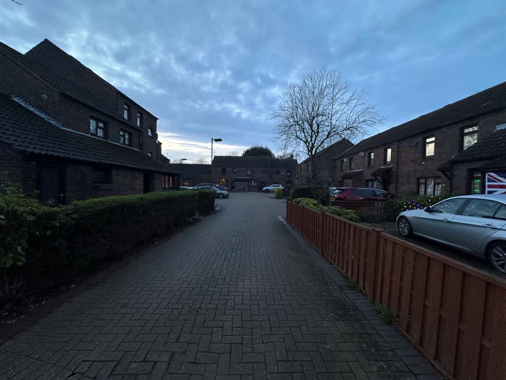 Property photo 3 of 3