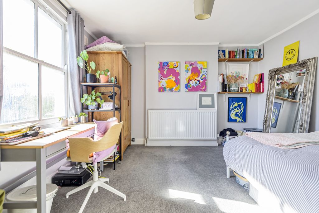 Property photo 3 of 6 826893 (5)