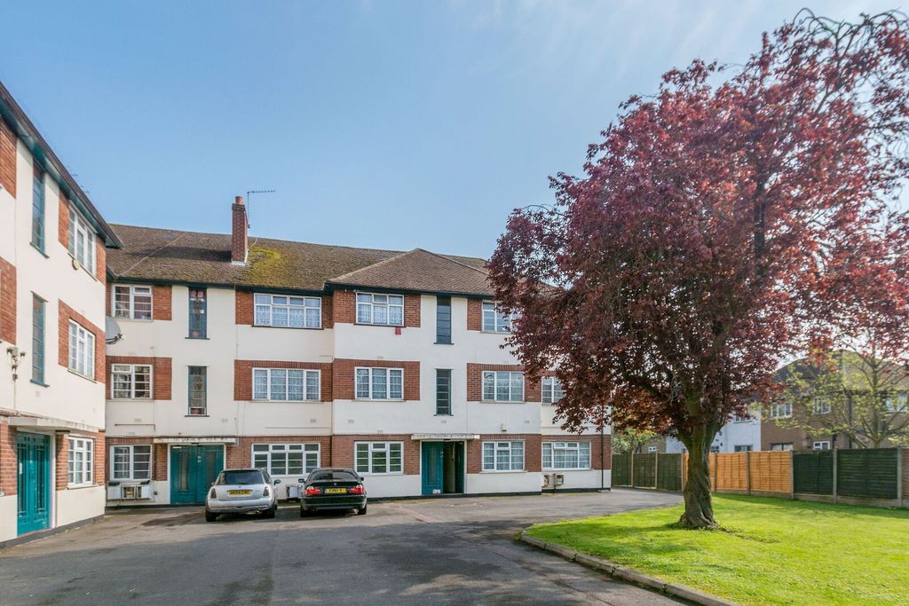 Property photo 1 of 6