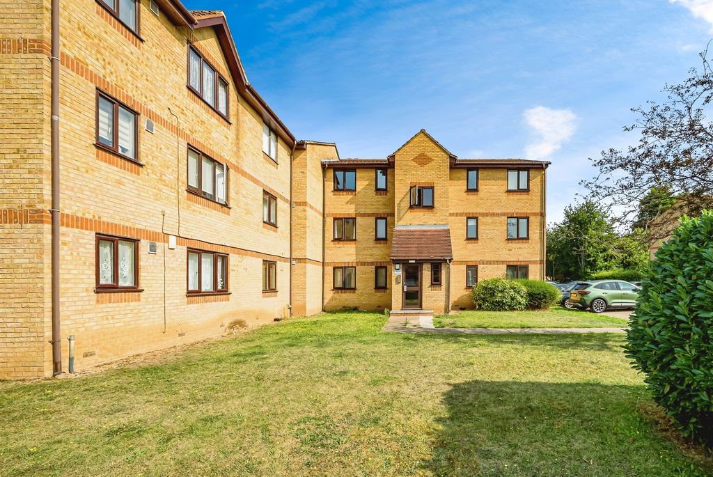 Property photo 1 of 11