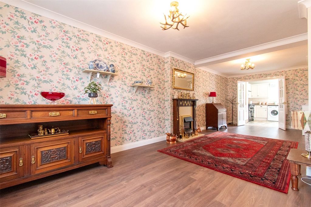 Property photo 3 of 23 Picture No. 03