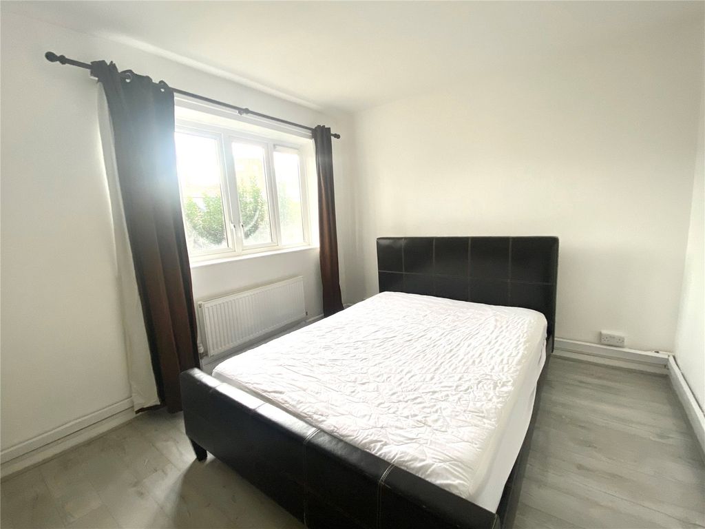 Property photo 2 of 2 Picture No. 02