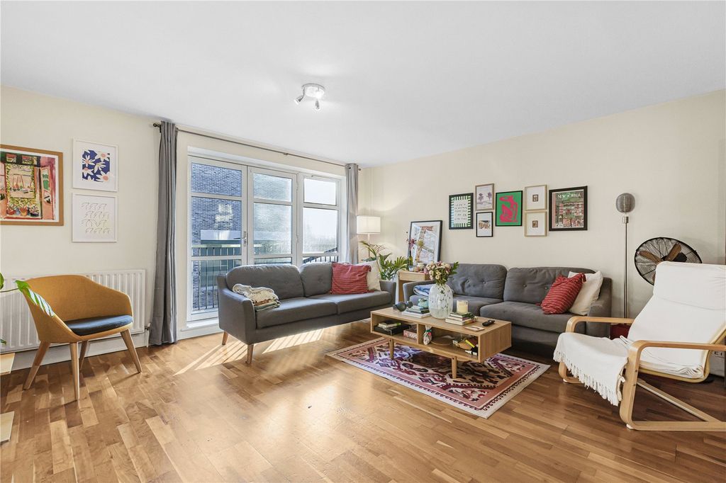 Property photo 1 of 16 Reception Room