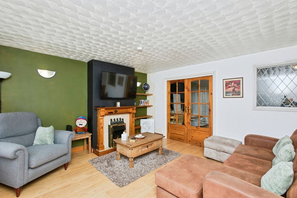 Property photo 2 of 11 Pbox-Img.Jpg