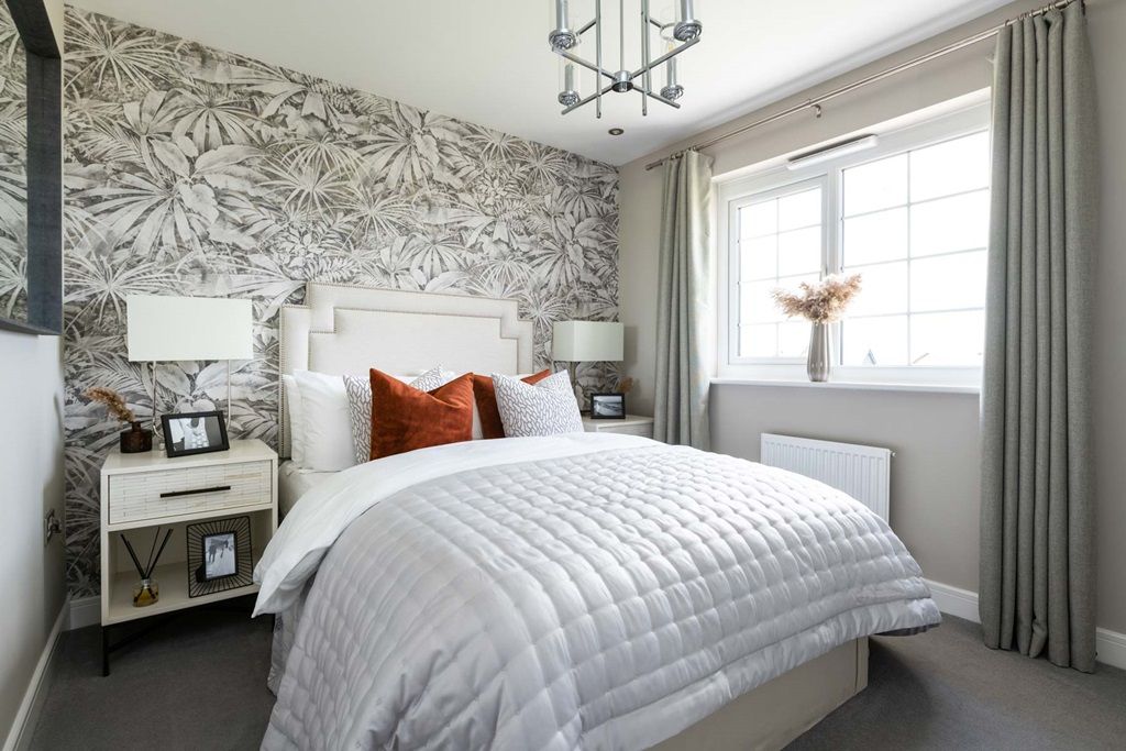 Property photo 1 of 12 Double Main Bedroom