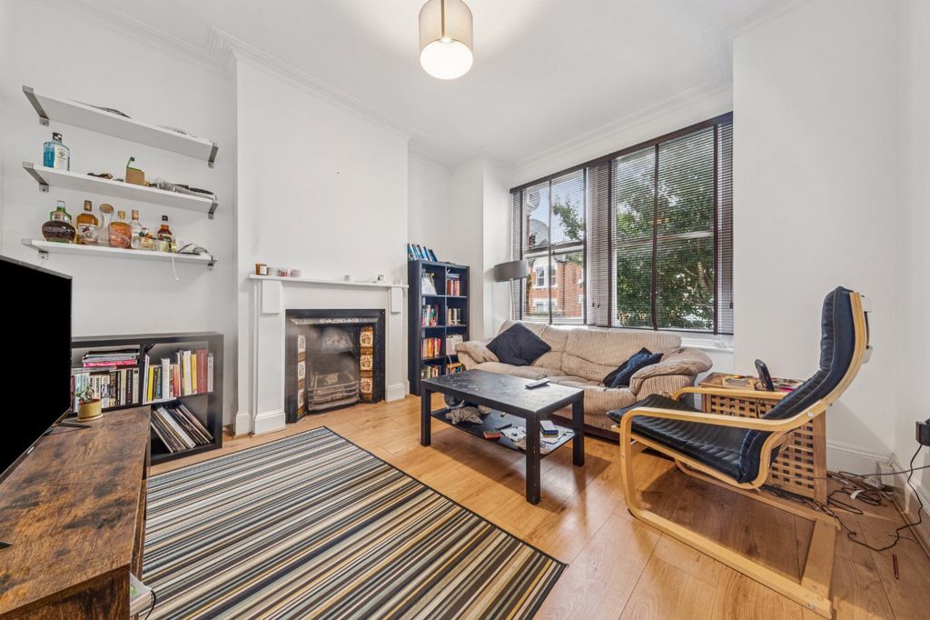 Property photo 2 of 6