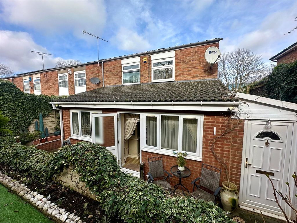 Property photo 1 of 24 Picture No. 01