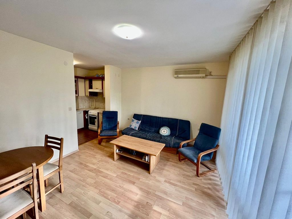 Property photo 2 of 14
