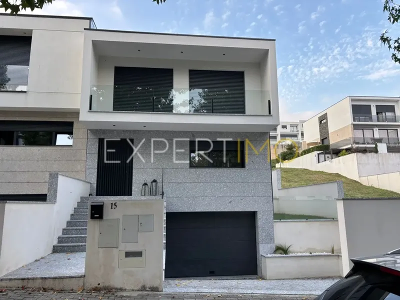 Property photo 1 of 23 Img 0