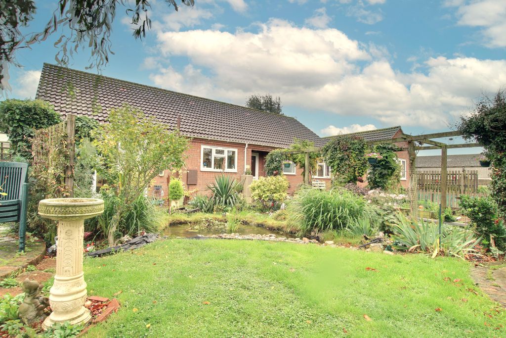 Property photo 3 of 23