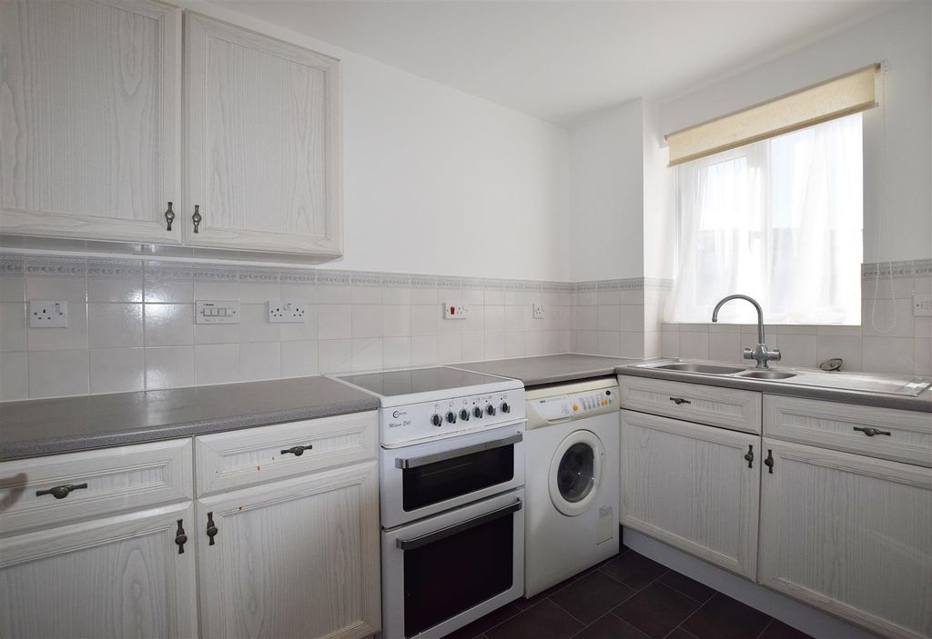 Property photo 3 of 6 1Shetlandkitchen.Jpg