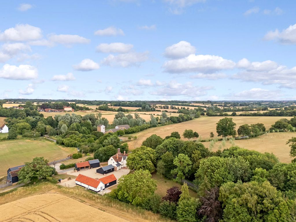 Property photo 2 of 54