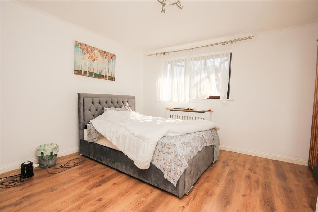 Property photo 3 of 8 Img_7373.Jpg