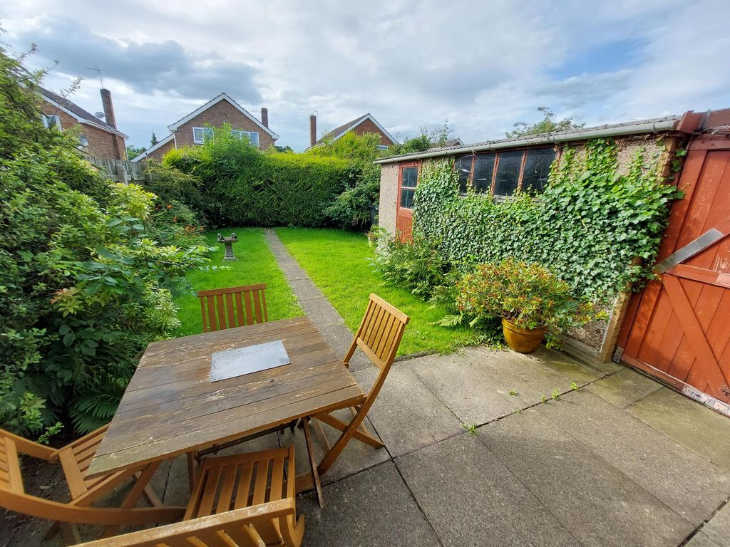 Property photo 2 of 13 Garden