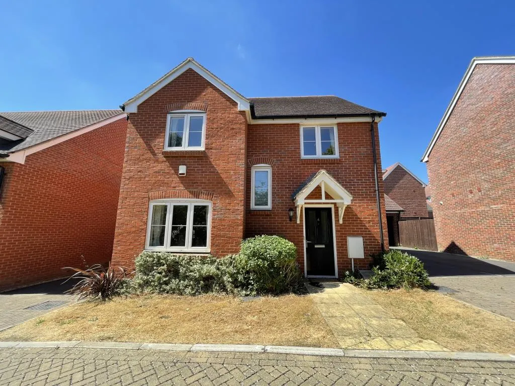 Apartment in Vale of White Horse, Dean Court, Cumnor - View 3