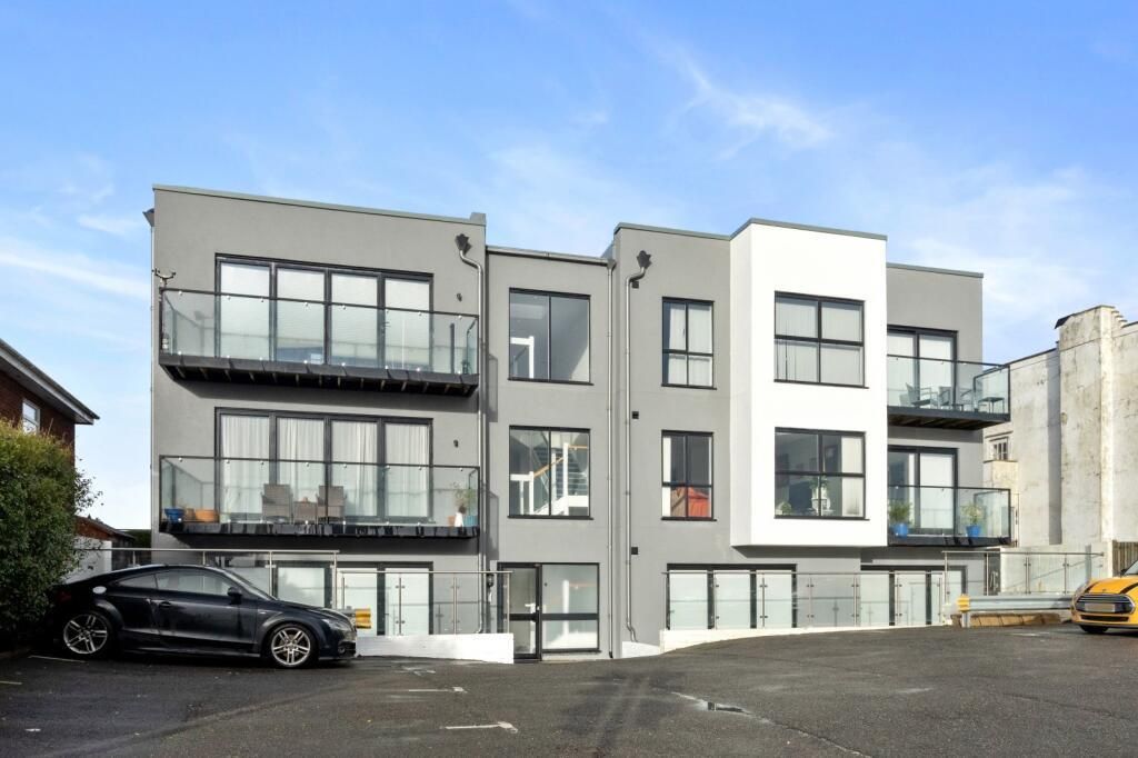 Additional image 11 of 2 bed flat for sale16 South Coast Road, Peacehaven BN10