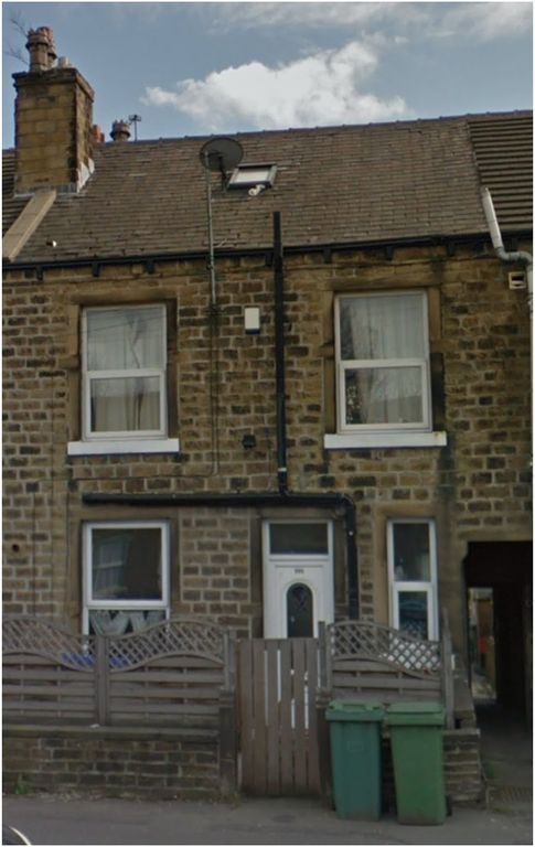 Property photo 1 of 7 Front