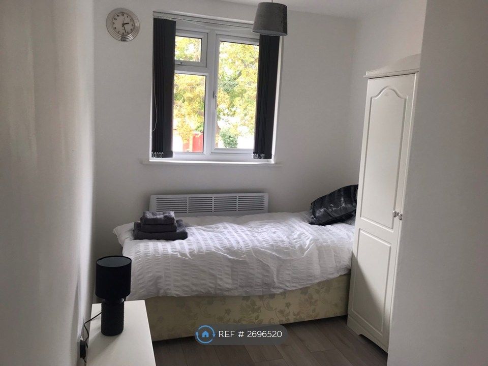 Property photo 2 of 13