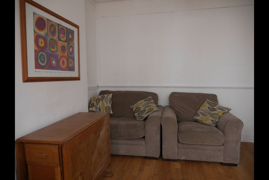 Property photo 2 of 11 Picture No. 22