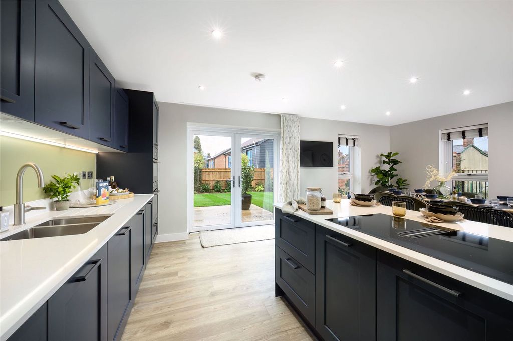 Property photo 3 of 13 4 Bed Show Home