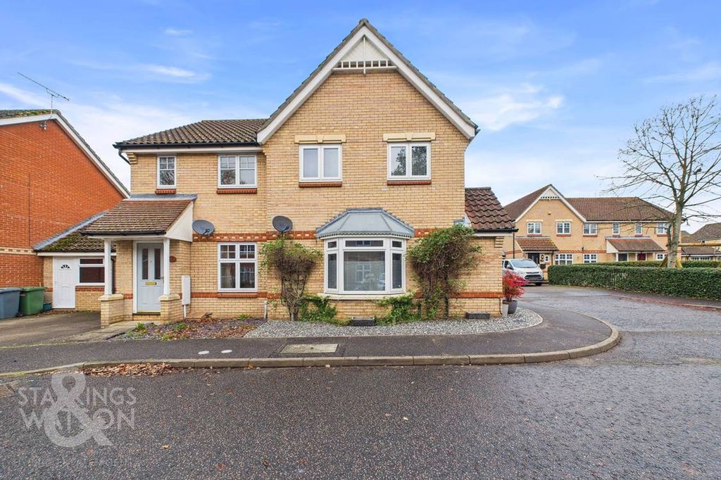 Property photo 1 of 26