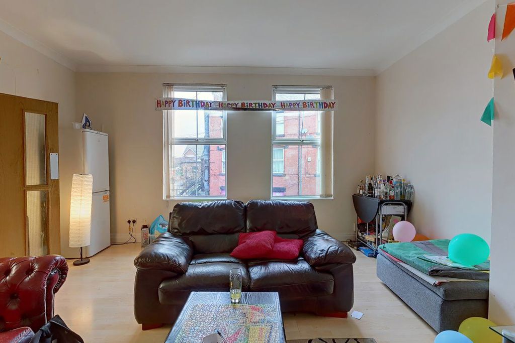 Property photo 3 of 50