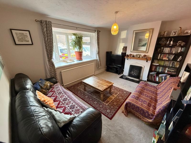 Property photo 1 of 9 Living Room