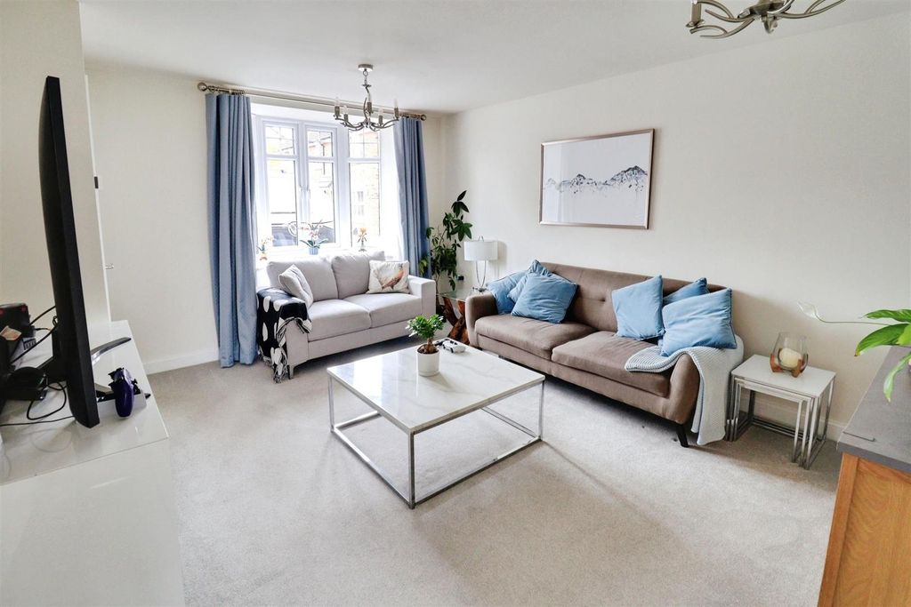 Property photo 2 of 19 87c64165-Img_6941-Img_6943.Jpg