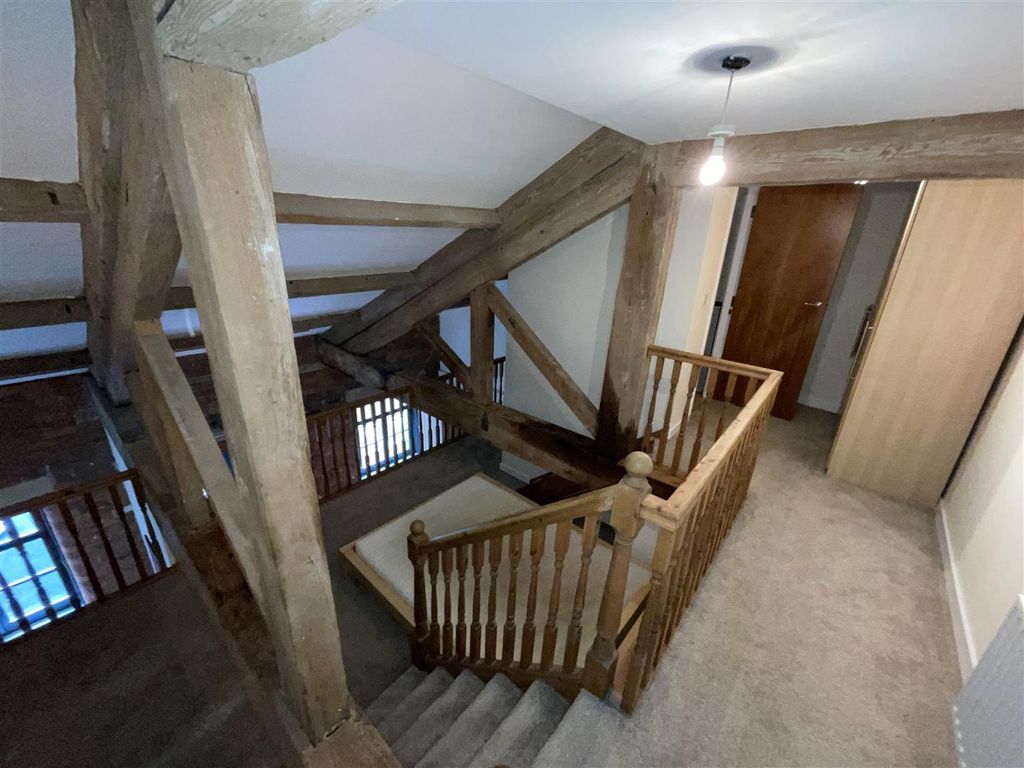 Property photo 2 of 11 Angle Two