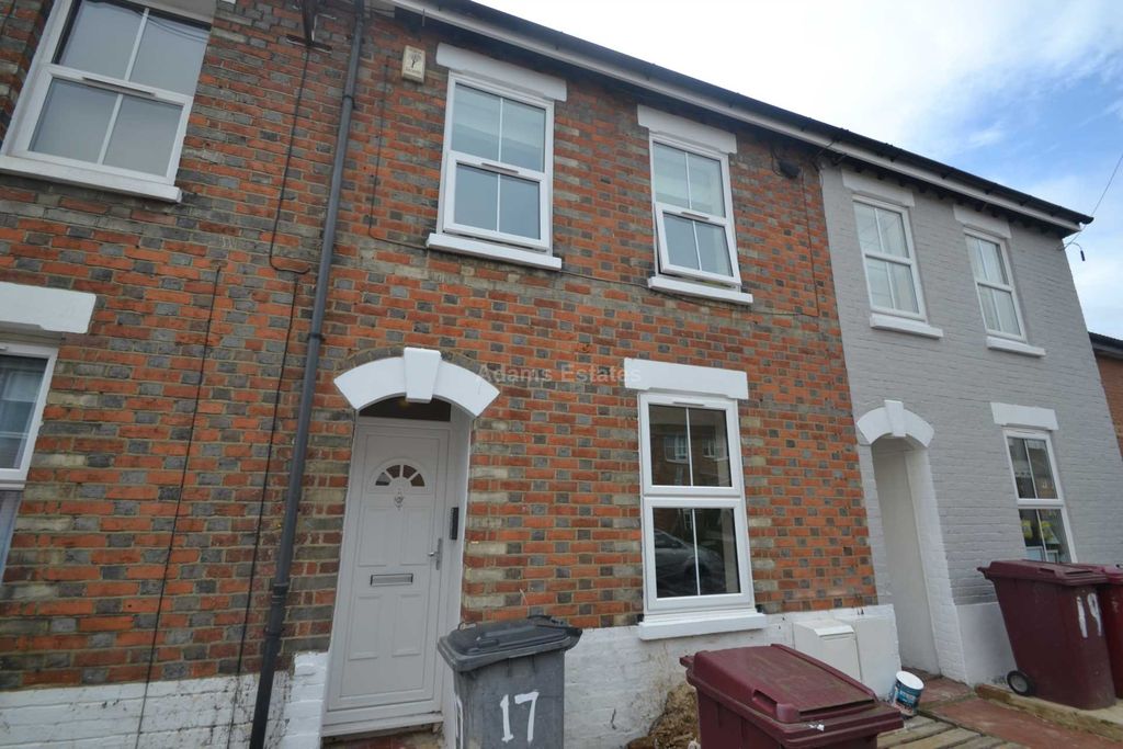 Property photo 2 of 9